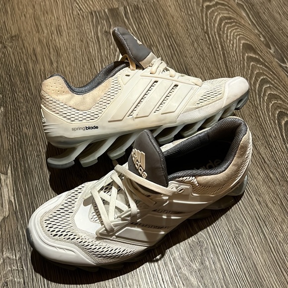 COPY - Sneakers adidas spring blade size 8 women’s this shoe is used - Picture 7 of 13